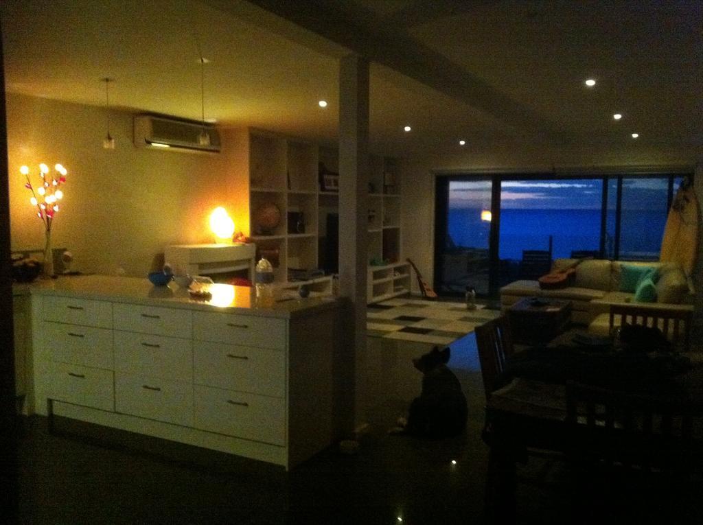 Award Winning Beach Front Retreat Франкстън Екстериор снимка